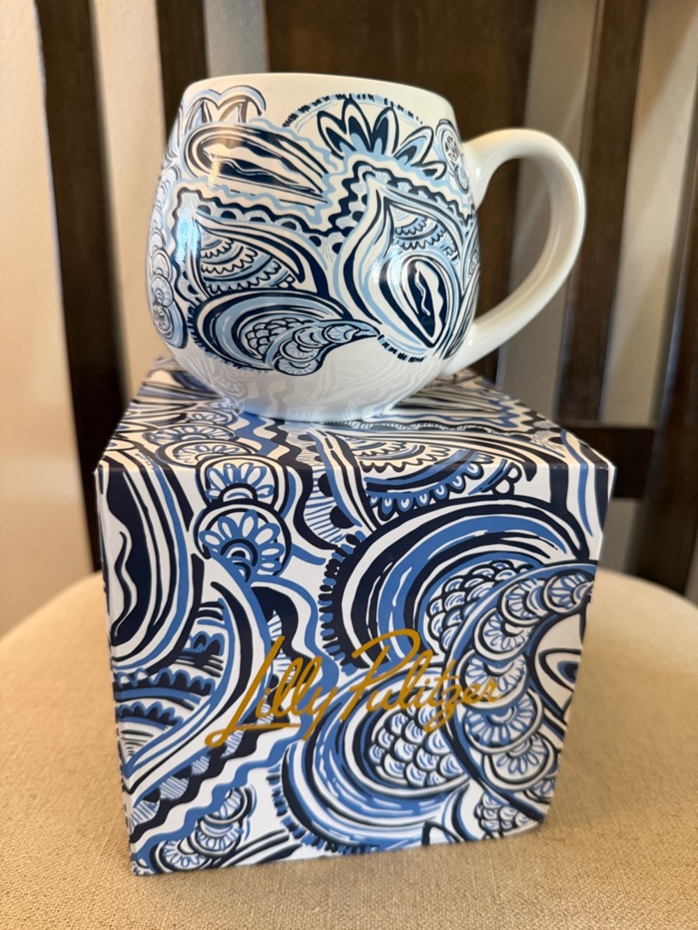 Lilly Pulitzer Paisley Printed Ceramic Coffee Tea Mug New in Box Blue White